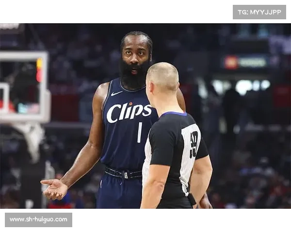 NBA新王炸组合诞生!哈登小卡联手造神迹,米切尔加兰沦为背景板 NBA新王炸组合诞生!哈登小卡联手造神迹,米切尔加兰沦为背景板